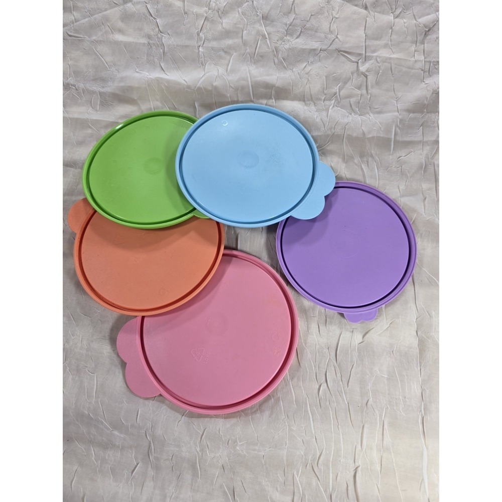 Lot Of 5- Tupperware Lids Replacement Green Pink Blue Purple Butterfly Tab - Picture 5 of 6